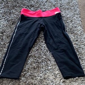 Victorious secret PINK cropped leggings